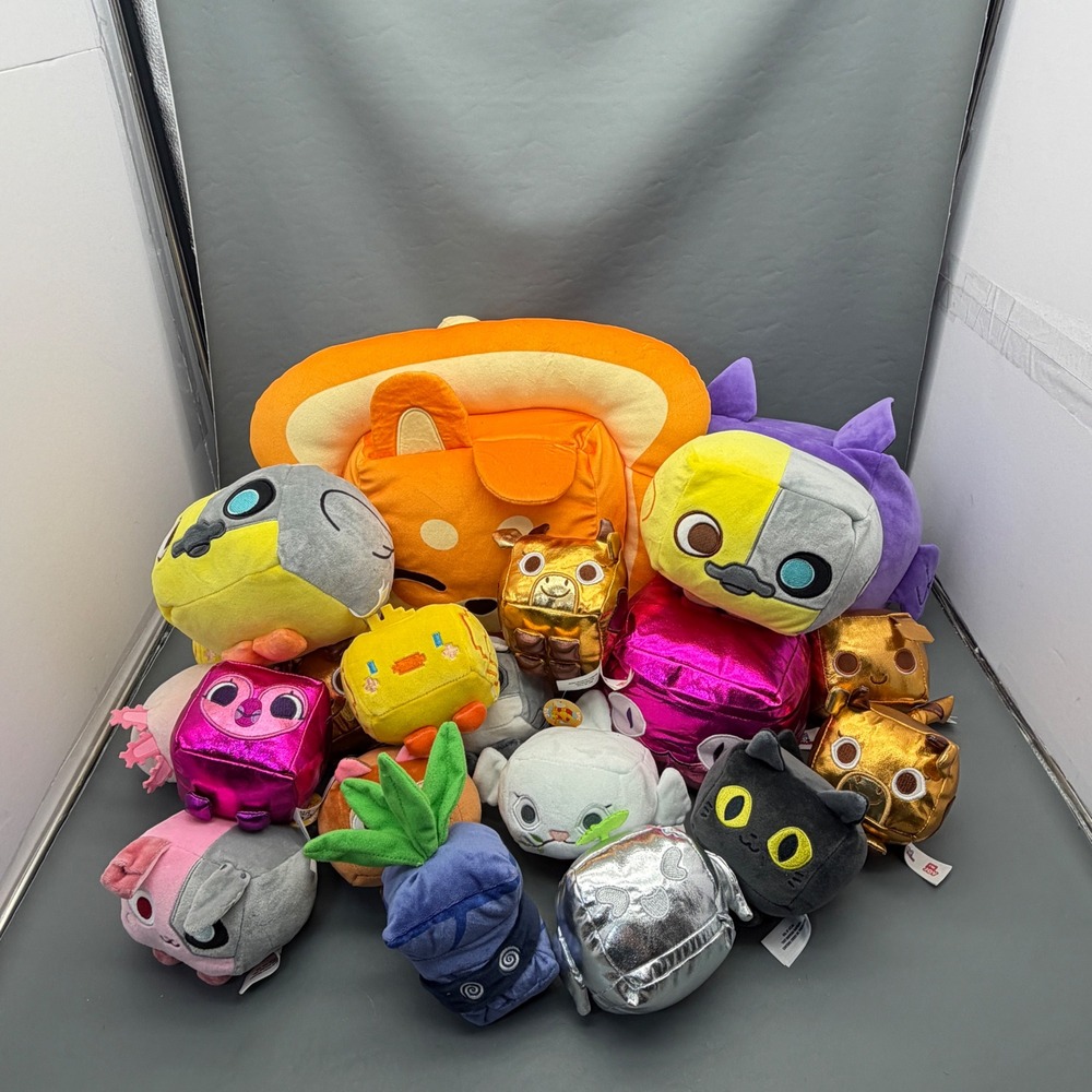 Roblox Plush Lot of 20 - 18 Pet Simulator 99 & X Plushies + 2 Blox Fruits